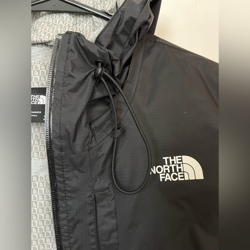 The North Face Black Rain Jacket - Picture 3 of 6